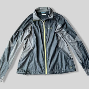 Columbia  Lightweight Stretchy Windbreaker Jacket